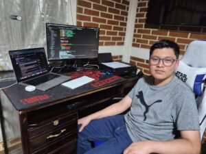 De aprender a programar a trabajar desde casa: la historia de Fhares